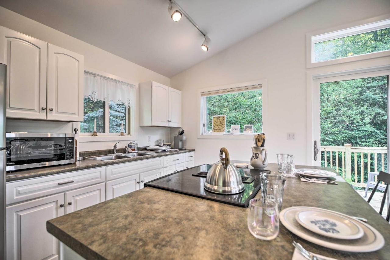 Airy And Bright Hideaway Near Smugglers Notch! Leilighet Cambridge Eksteriør bilde